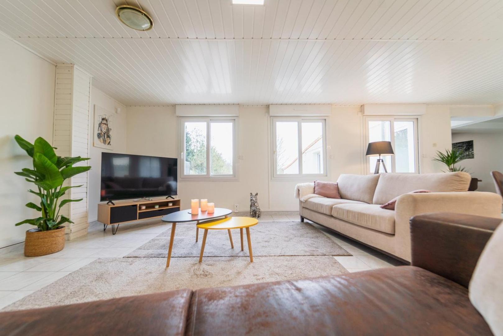 Le Gue Sourdeau: 150M² 5 Min From Futuroscope Apartment Chasseneuil-du-Poitou Luaran gambar